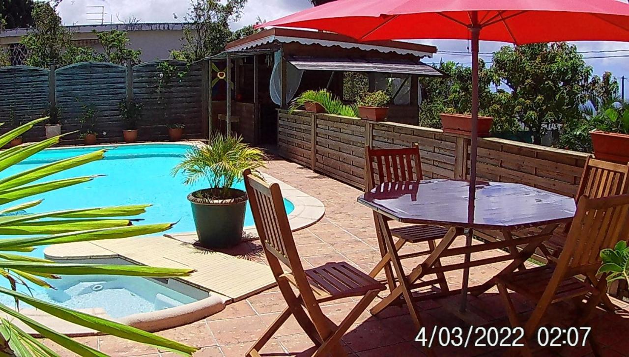 Agreable Chambre D'Hotes, Sdb, Piscine, Carbet Cuisine. Saint-Claude Exterior foto